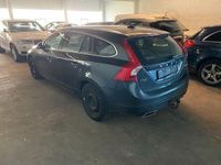 Gebraucht Volvo V60 Summum 190 PS (139 kW) 2017 Grau Kombi