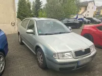 Gebraucht Skoda Octavia 101 PS (74 kW) 2010 Grün Limousine