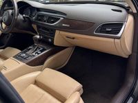 Gebraucht Audi A6 Ambiente 245 PS (180 kW) 2014 Grau Kombi