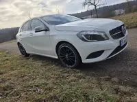 Gebraucht Mercedes A180 122 PS (89 kW) 2014 Weiß Limousine