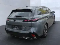 Gebraucht Peugeot 308 GT 131 PS (96 kW) 2024 Grau/typ aussenverkleidung (metallic) Kombi