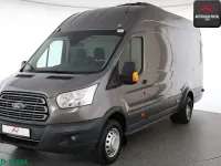 Gebraucht Ford Transit 170 PS (125 kW) 2016 Brisbane braun Van / Kleinbus