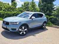 Gebraucht Volvo XC40 Momentum 150 PS (110 kW) 2019 Blau SUV