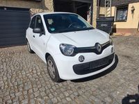 Używany Renault Twingo Life 71 KM (52 kW) 2016 Biały Hatchback