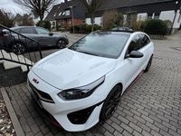 Gebraucht Kia ProCeed GT 204 PS (150 kW) 2023 Weiß Kombi