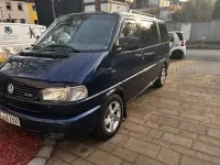Second-hand VW Caravelle 140 CP (102 kW) 2000 Albastru Van