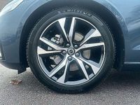 Gebraucht Volvo V60 145 PS (106 kW) 2025 Kombi