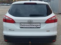 Gebraucht Ford Focus Champions Edition 116 PS (85 kW) 2012 Weiß Kombi