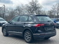 Gebraucht VW Tiguan R 150 PS (110 kW) 2022 Schwarz SUV