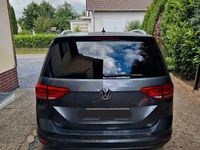 Gebraucht VW Touran Join 150 PS (110 kW) 2018 Grau Van / Kleinbus