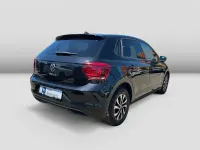 Gebraucht VW Polo Active 95 PS (69 kW) 2021 Deep black perleffekt Kleinwagen