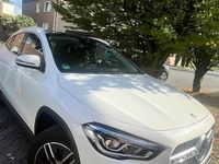 Gebraucht Mercedes GLA200 163 PS (119 kW) 2020 Weiß SUV