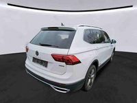 Gebraucht VW Tiguan Allspace Elegance 200 PS (147 kW) 2022 Pure white SUV