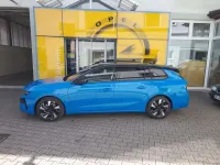 Neu Opel Astra 136 PS (100 kW) 2026 Athletik blau Kombi