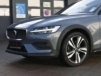 Gebraucht Volvo V60 Plus 197 PS (144 kW) 2023 Grau Kombi