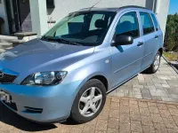 Gebraucht Mazda 2 Comfort 68 PS (50 kW) 2003 Blau Kleinwagen