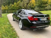 Gebraucht BMW 730 Comfort Edition 258 PS (189 kW) 2014 Schwarz Limousine