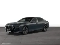 Gebraucht BMW 740 299 PS (219 kW) 2025 Grau Limousine