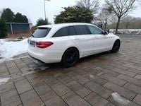 Gebraucht Mercedes C300 245 PS (180 kW) 2018 Weiß Kombi