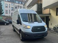 Second-hand Ford Transit 131 CP (96 kW) 2019 Alb Monovolum