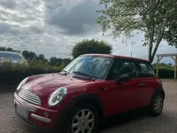 Gebraucht Mini ONE 90 PS (66 kW) 2003 Rot Kleinwagen