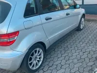 Gebraucht Mercedes B180 110 PS (80 kW) 2008 Silber Van / Kleinbus