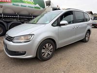 Gebraucht VW Sharan Trendline 140 PS (102 kW) 2013 Silber Van / Kleinbus