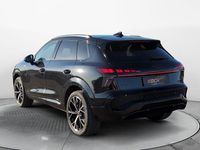 Neu Audi Q3 Sport 205 PS (150 kW) 2025 Mythosschwarz metallic SUV