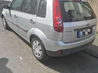 Gebraucht Ford Fiesta 100 PS (73 kW) 2006 Silber Kleinwagen