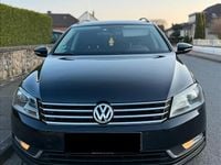 Second-hand VW Passat 140 CP (102 kW) 2012 Negru Break