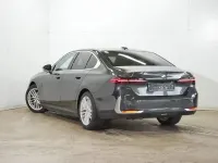 Gebraucht BMW 530e 299 PS (219 kW) 2025 Sophistograu brillanteffekt me Limousine