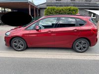Gebraucht BMW 220 Sport Line 192 PS (141 kW) 2018 Rot Van / Kleinbus