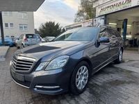Gebraucht Mercedes E250 204 PS (150 kW) 2012 Grau Kombi