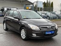 Gebraucht Hyundai i30 Classic 116 PS (85 kW) 2008 Braun Limousine