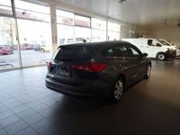 gebraucht Ford Focus Turnier Cool&Connect EcoBlue Aut. ACC LED