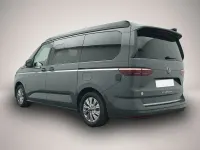 Neu VW California Beach 150 PS (110 kW) 2026 Grau Van