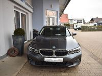 Gebraucht BMW 320 Advantage 190 PS (139 kW) 2021 Grau Kombi