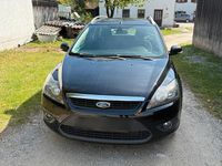 Second-hand Ford Focus Style 110 CP (80 kW) 2009 Negru Break