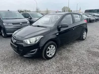 Gebraucht Hyundai i20 Classic 86 PS (63 kW) 2015 Schwarz Kleinwagen