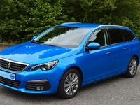 Gebraucht Peugeot 308 SW Allure 131 PS (96 kW) 2021 Blau Kombi