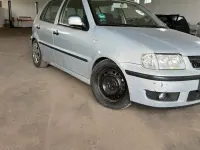 Occasion VW Polo 60 ch (44 kW) 2000 Argent Citadine