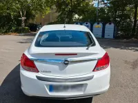 Gebraucht Opel Insignia 140 PS (102 kW) 2009 Weiß Limousine