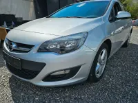 Gebraucht Opel Astra 140 PS (102 kW) 2015 Silber Kombi