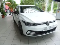 Gebraucht VW Golf VIII Move 150 PS (110 kW) 2023 Weiß Limousine