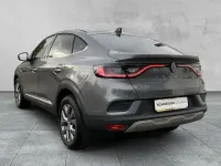 Neu Renault Arkana Techno 2026 Grau SUV