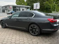 Gebraucht BMW 740 320 PS (235 kW) 2017 Limousine