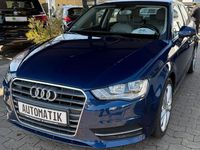 Używany Audi A3 Ambiente 140 KM (102 kW) 2014 Niebieski Sedan/Limuzyna