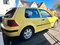 Używany VW Golf IV 75 KM (55 kW) 2002 Żółty Hatchback