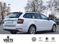 gebraucht Skoda Octavia Combi 2.0TDI TOUR Navi+LED+Sitzhzg.+PDC