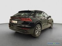 Gebraucht Audi Q8 Ambiente 286 PS (210 kW) 2022 Mythosschwarz metallic SUV